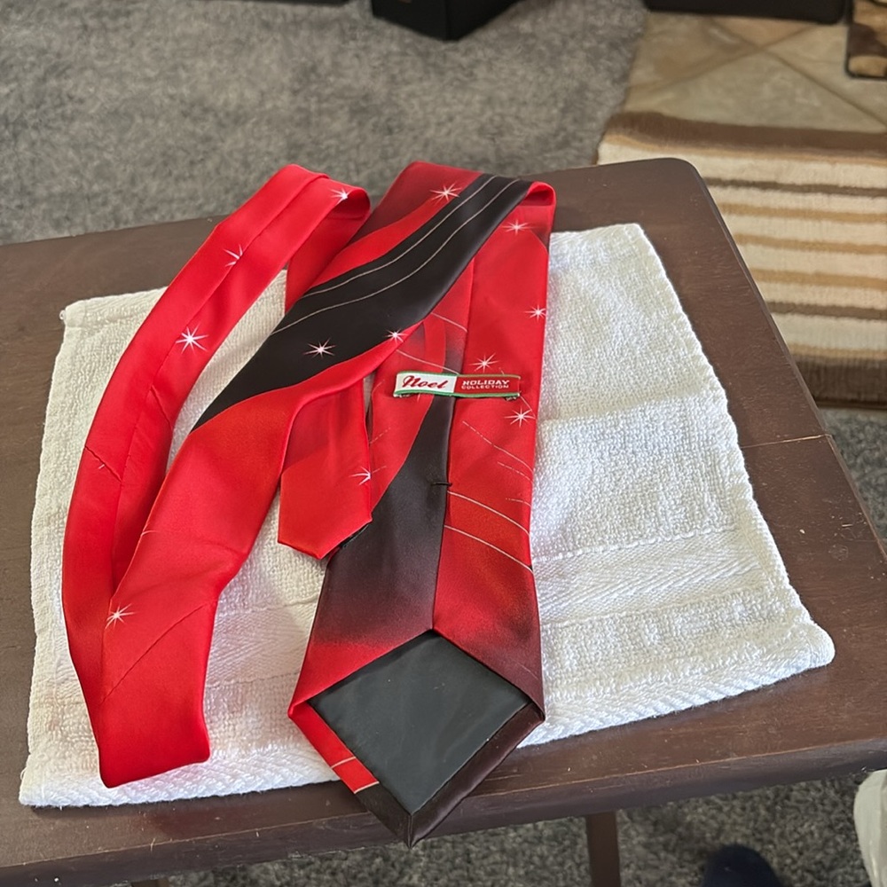 Men’s ties - Picture 2 of 3